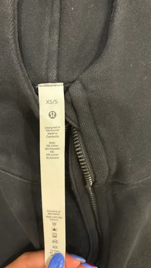 Lululemon Half-Zip Scuba thumbnail 4