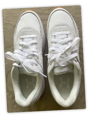 Under Armour Essential Runner White Sneakers Women’s 8 NWOT thumbnail 3
