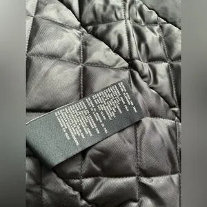 Women’s winter coat 🖤 EUC 🖤 Black Size M thumbnail 9