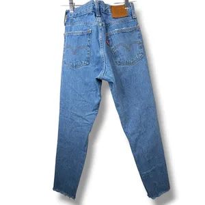 Levi's Medium Wash Denim Button Fly Wedgie Frayed Straight Ankle Jeans Size 24 thumbnail 5