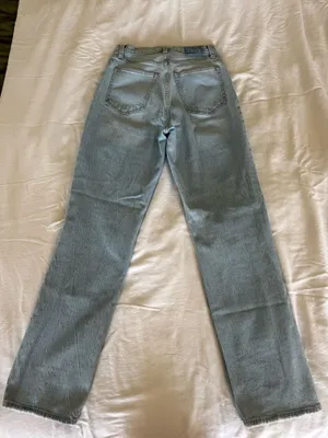 Abercrombie Jeans 90s Straight Ultra High-Rise Curve Love thumbnail 3