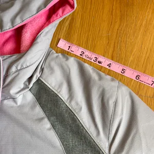 Gerry Girls Ski Jacket Size L 14/16 Gray Pink Hooded Winter Snow Coat thumbnail 9