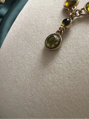Vintage Gold-Tone Necklace Bezel Olive Green Faceted Stones thumbnail 3