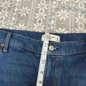 Abercrombie & Fitch The Vintage High Rise‎ Flare Raw Hem Medium Wash 34/18 Short thumbnail 10
