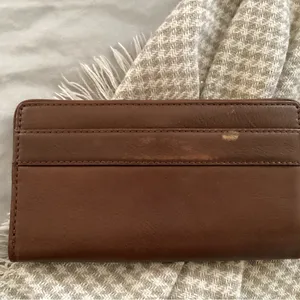 Michael Kors Brown Leather Wallet thumbnail 2