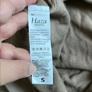Women's Tan Sleeveless Sweater thumbnail 2