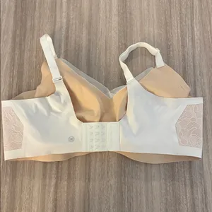 Honeylove Wireless Crossover Lace Bra Size 3X in White thumbnail 4