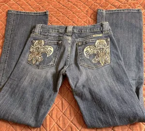 Vintage Miss Me Rhinestone Fleur-de-lis Jeans thumbnail 1