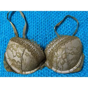 Victoria’s Secret Push-up Bra thumbnail 2