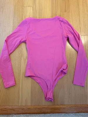 Scoop Neck Long Sleeve Bodysuit in Bright Pink thumbnail 2