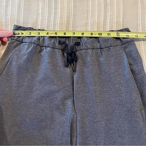 Lululemon On The Fly Pant 27" in Heathered Black Grey 4 W5BSES thumbnail 5