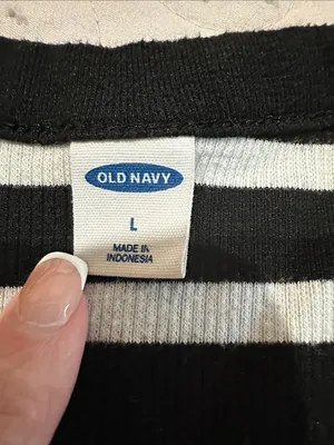 Old Navy Black & White Striped Ribbed Tank- Size Large thumbnail 3