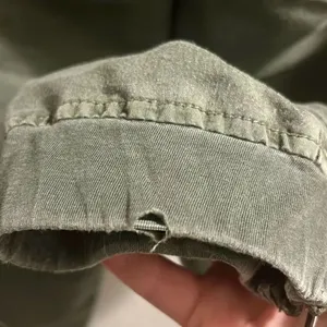 ✨Barneys New York Olive Green Rio Sz 29 Joggers✨ thumbnail 7