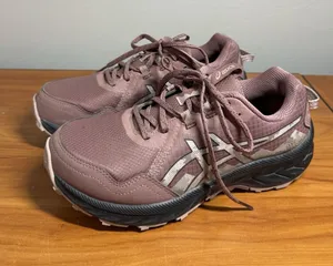 ASICS Gel Venture 10‎ Womens 8 Trail Running Hiking Shoes Mauve Dusty Pink thumbnail 1