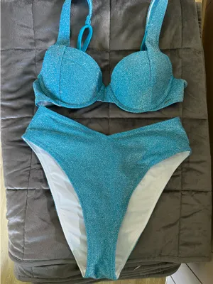 Victoria's Secret Bikini thumbnail 1