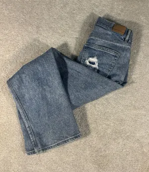 American Eagle Highest Rise 90s Boyfriend Jeans Womens 4 Reg Blue‎ Distressed thumbnail 1