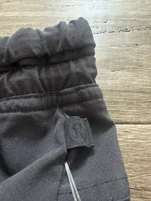 Lululemon Shorts thumbnail 4