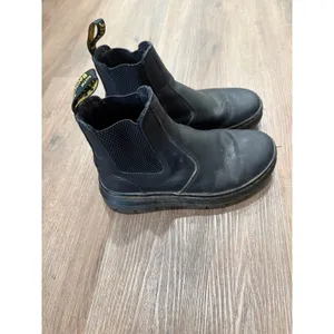Dr Martens Embury Black Wyoming Leather Chelsea Boots Womens 5 AW004‎ KV06W thumbnail 3
