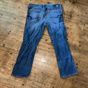 American Eagle distressed basic Artist crop size 6 jeans thumbnail 6