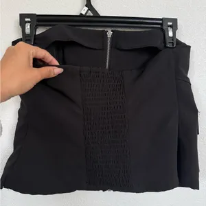 Black Strapless Corset Top Bustier w/ Front Zipper & Utility Pockets size small thumbnail 5