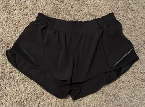Lululemon ‼️ Hotty Hot Short II 2.5"‼️ thumbnail 5