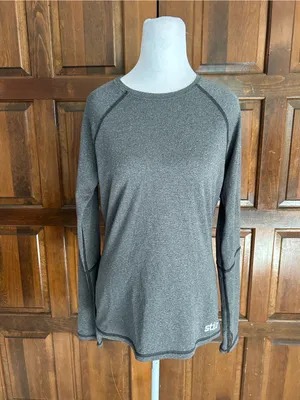Stio Women’s Medium Notion Stretch Knit Long Sleeve Shirt Gray Crew Neck thumbnail 2