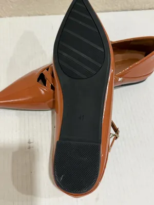Women’s Pointed Toe Mary Jane Flats Brown Patent Crisscross Strappy Size 41 thumbnail 14