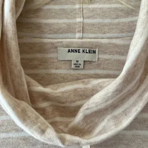 Anne Klein Sz M Funnel Neck Beige Striped Stretch Knit Sweater Dress Pullover thumbnail 2