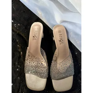Rouge Helium Womens Clear Rhinestone Mule Sandals Square Toe‎ Block Heel Size 9 thumbnail 3
