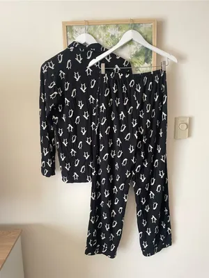 Hanna Andersson Women’s Penguin Holiday HannaSoft Pajama Set Top & Pants thumbnail 7