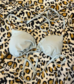 Abercrombie and fitch bikini top thumbnail 1