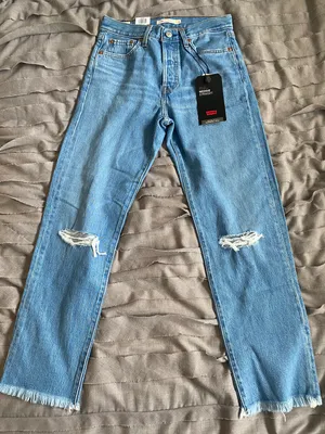 Levi's Wedgie Straight High-Rise Jeans thumbnail 1