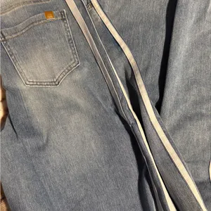 Halara flex stretchy wide leg jeans thumbnail 2