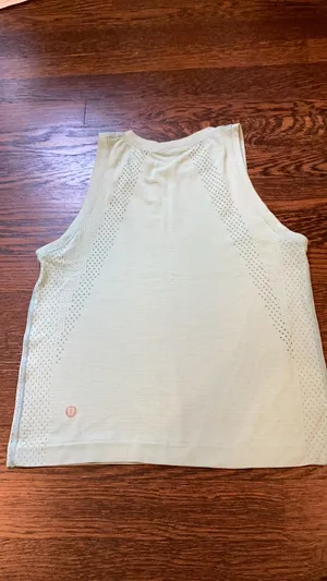 Lululemon Tank thumbnail 2