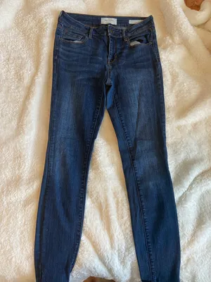 Mid-rise Skinniest Jeans thumbnail 1