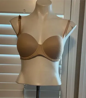 PINK Victoria's Secret Beige Nude Convertible Underwire Bra thumbnail 1