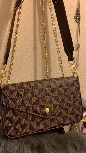 Francesca's Purse thumbnail 1