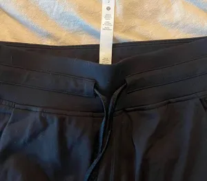Lulu Lemon Black Joggers thumbnail 2