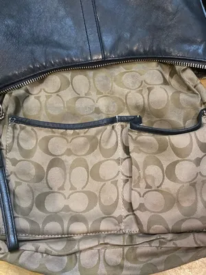 Vintage Coach Legacy Slim Duffle 9326 Black Leather Shoulder Bag thumbnail 9