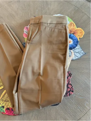Crosby Brown Trousers Women's Size 4 thumbnail 2
