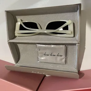 NWT Revolve my my my Dylan Sunglasses Y2K 90s Retro Ivory thumbnail 9