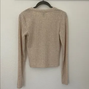 Ribbed V-neck Sweater thumbnail 3