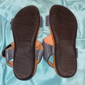Comfort Sandals Women 9 Grey Adjustable Strap Minimalist Casual thumbnail 5