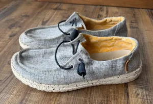 Hey Dude Wendy Chambray White Blue Light Grey Slip On Loafers Women’s Sz 7 thumbnail 1
