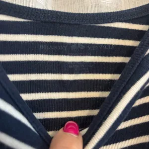 Brandy Melville Tank thumbnail 2