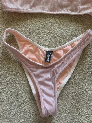 Light pink sparkle triangl set thumbnail 2