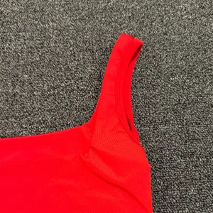 Red Women's Top Size M thumbnail 3