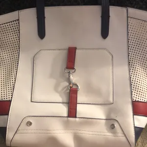 🎉4 for $20 Danielle Nicole Tote thumbnail 2