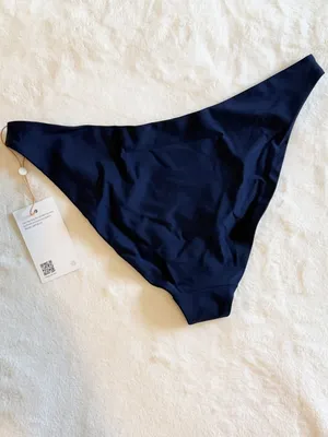 NWT Quince Italian Low-Rise Bikini Bottom in Deep Navy - Size: Medium thumbnail 4