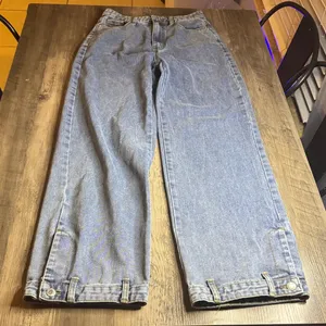 PrettyLittleThing Light Blue Relaxed Wide Leg Jeans with Bottom Detail thumbnail 3